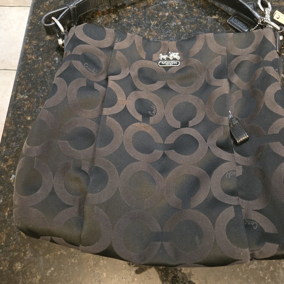 - LOT OF 2 Coach purses - Picture 3 of 12